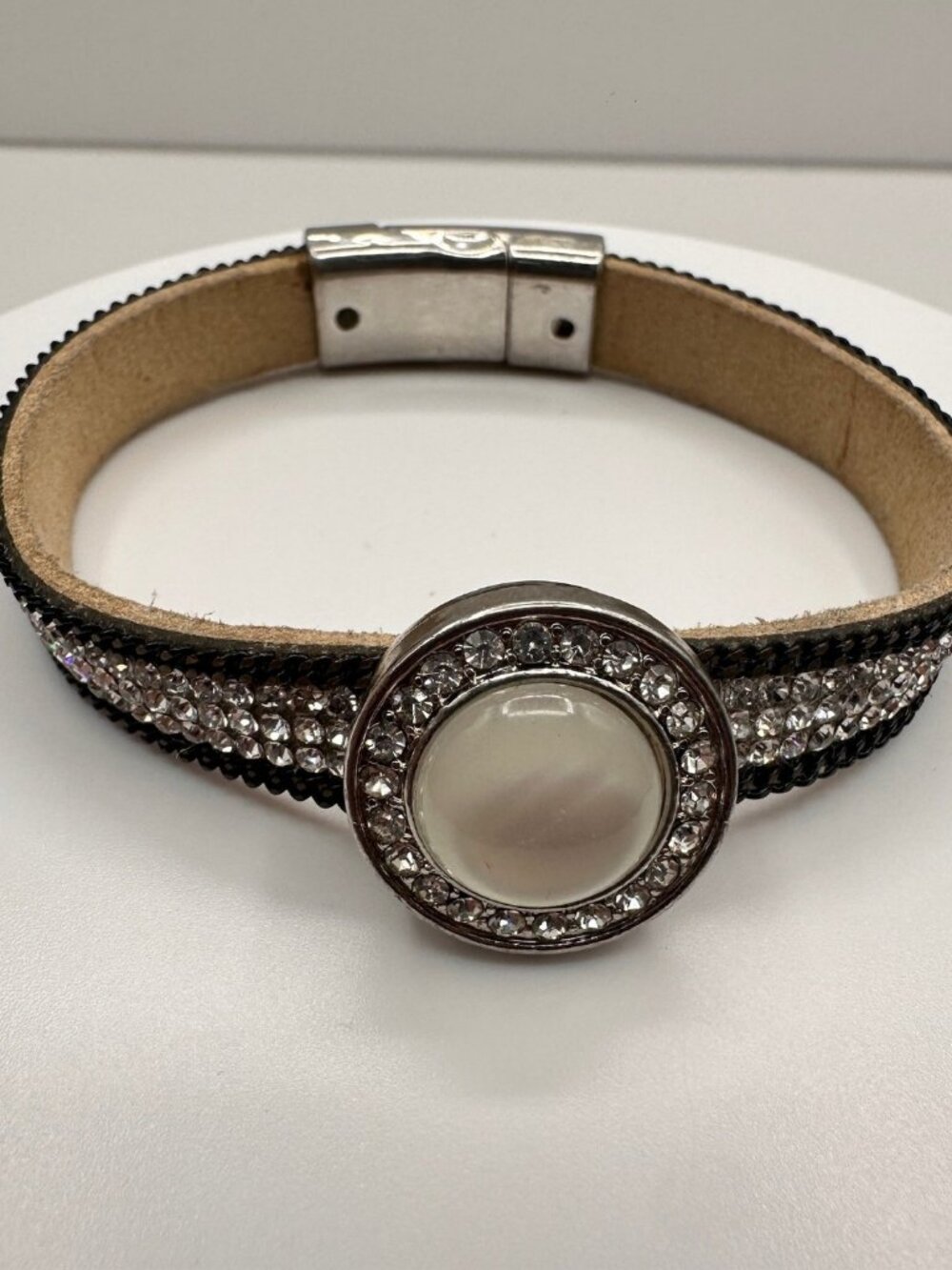 Vintage 90s Silver Tone Crystal Leather Bracelet Round Cabochon Statement